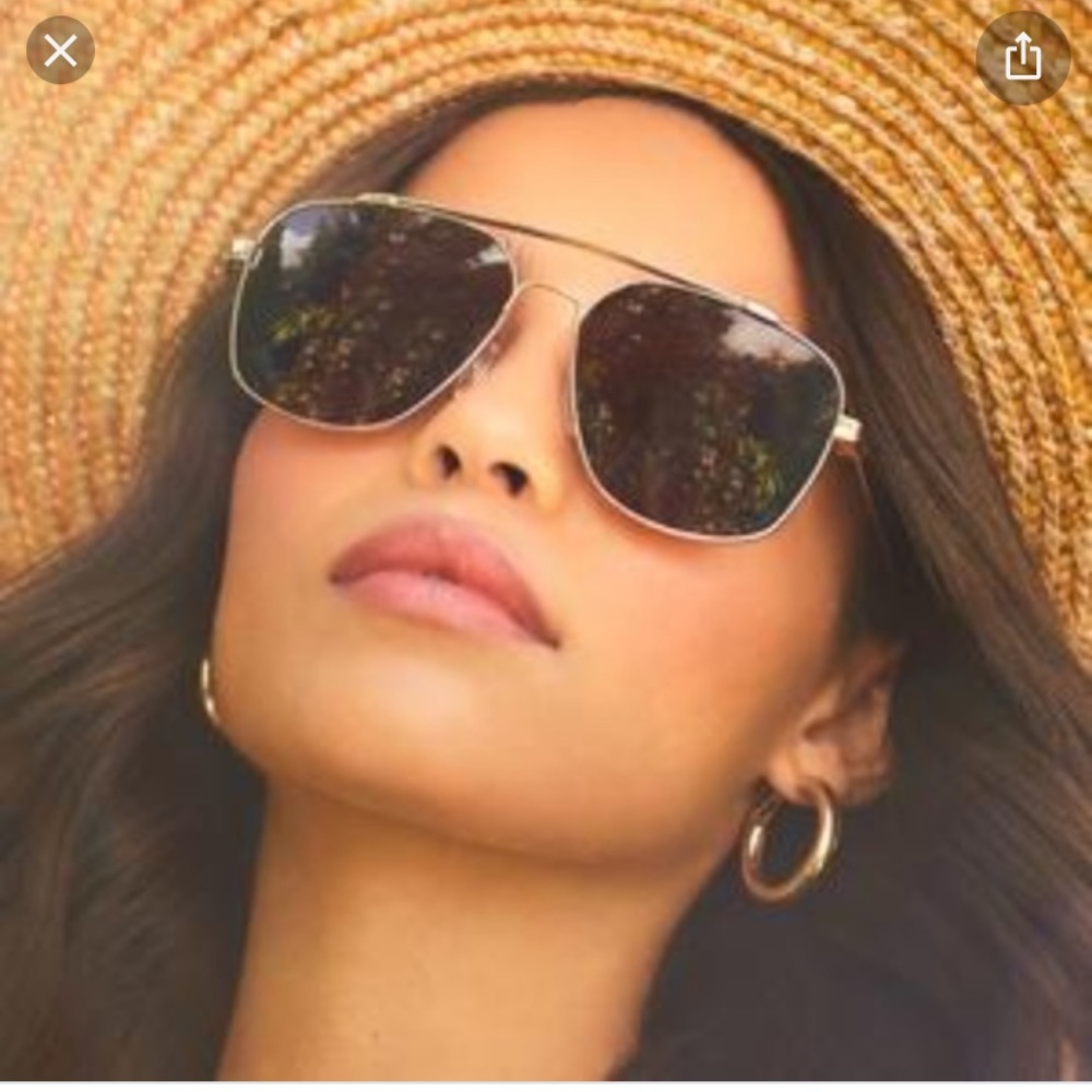 DIFF sunglasses with case